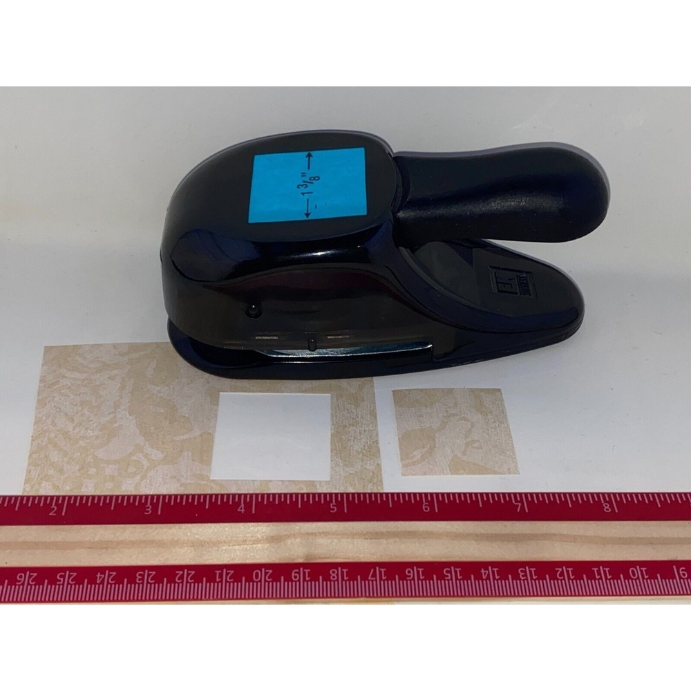 EK‎ Success Paper Punch Whale Tail SQUARE 1 3/8" Inch